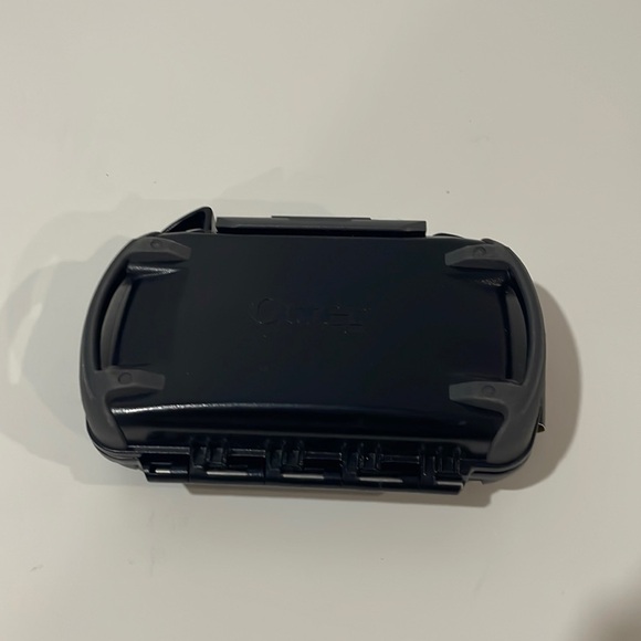 Otterbox Pursuit Dry Case 20 - Picture 3 of 5